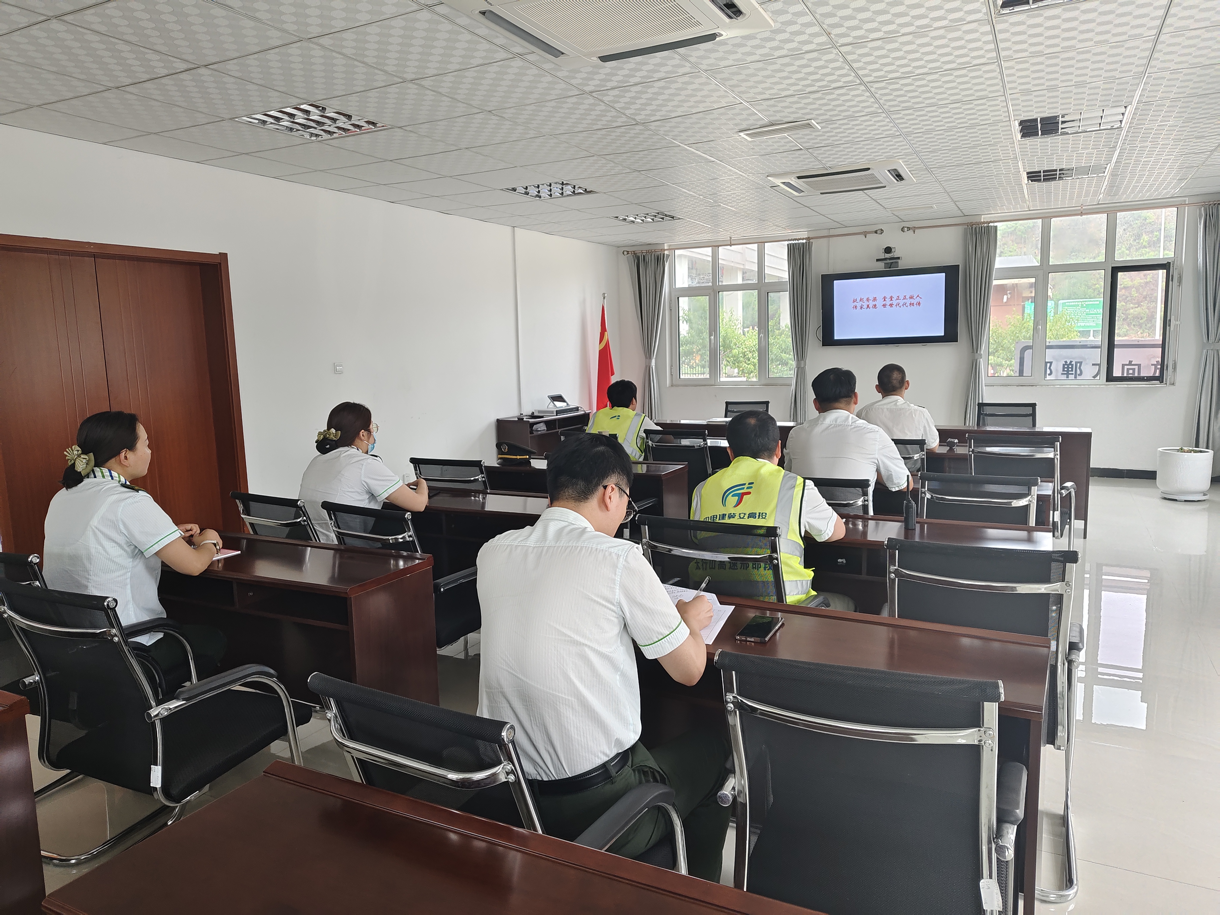 8cdf0829c27105f0dbef3983605fe31.jpg 8cdf0829c27105f0dbef3983605fe31.jpg